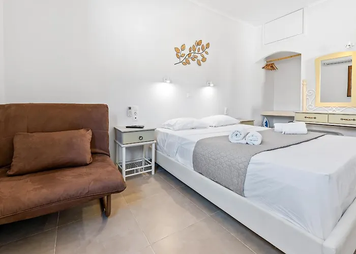 Semipuella Áyios Nikítas