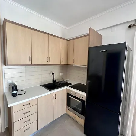 Semipuella Áyios Nikítas